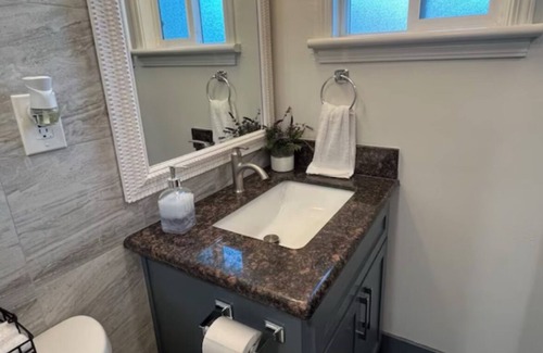 Sacramento Apartamento | Cozy studio perfect for students with AC and WiFi in delightful Sacramento