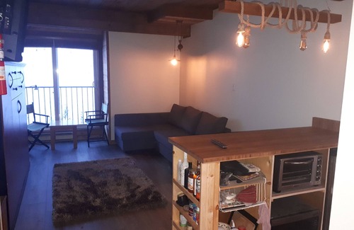Big White Ski Resort Apartamento | Cozy Bachelor Pad, Ski in - Ski out