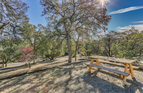 Ahwahnee Apartamento | Cozy Studio w/ Well-Being Retreat: Near Yosemite!