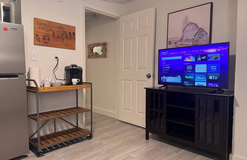 Fort Myers Apartamento | Cozy studio walking distance to downtown Fort Myers