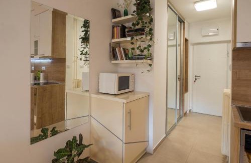 Slavija Apartamento | Cozy studio with a terrace near Slavija square