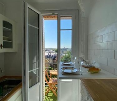 Notre-Dame Apartamento | Cozy studio with a view over the Palace - 5' walk