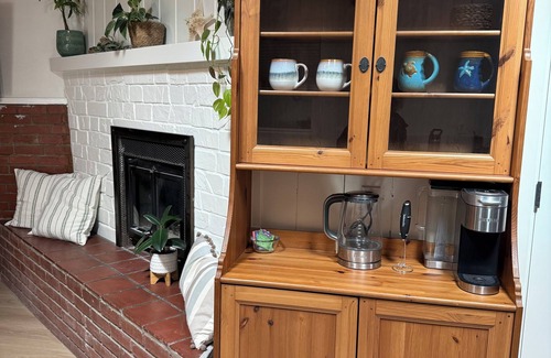 Solvang Apartamento | Cozy studio with AC and indoor patio with hot tub in charming Solvang
