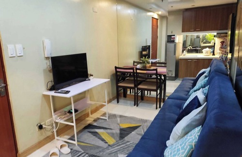 Ortigas Center Apartamento | Cozy studio with AC and WiFi in welcoming Pasig