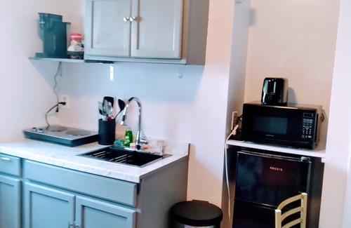 Lutz Apartamento | Cozy studio with AC and WiFi in charming Lutz.