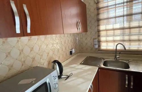 Bono East Region Apartamento | Cozy Studio with Pool & Gym!