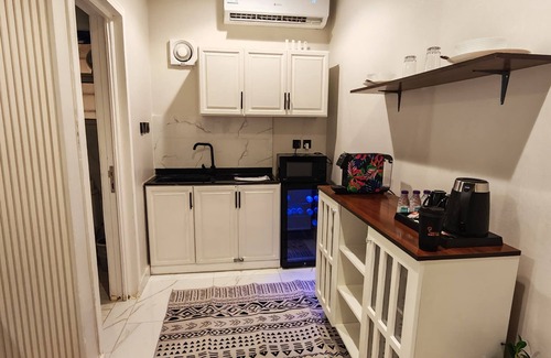 Riyadh Apartamento | Cozy Studio with smart entrance in the hart of Riyadh.