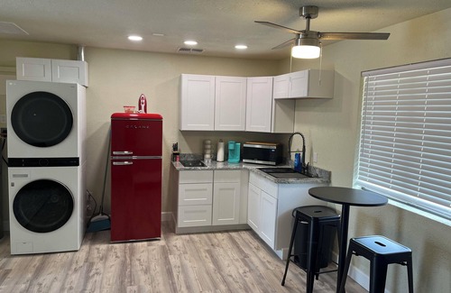 Golden Valley Apartamento | Cozy studio with AC and WiFi in delightful Golden Valley