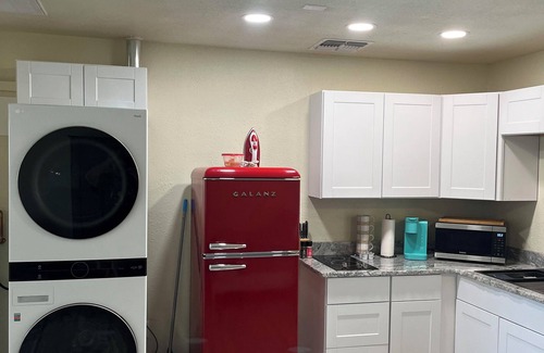 Golden Valley Apartamento | Cozy studio with AC and WiFi in delightful Golden Valley