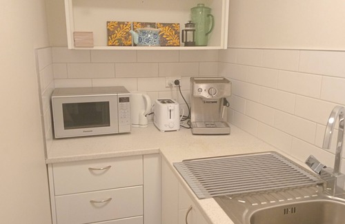 Maungaraki Apartamento | Cozy studio with WiFi in delightful Maungaraki