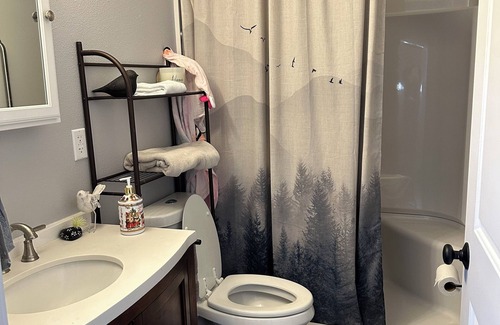 Hillsboro Apartamento | Cozy studio with WiFi and AC in charming Hillsboro