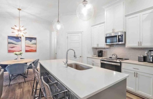 Highlands - Perkins Casa | Cozy & Stylish 3BD near LSU