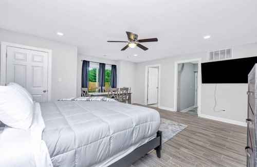 Mason Casa | Cozy*Stylish*updated Ranch home Near kings island