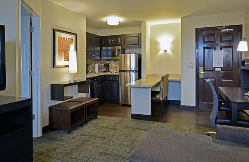 Beckett Ridge Condominio | Cozy Suite | Daily Breakfast and Indoor Pool
