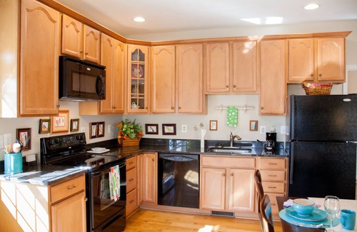 Charlottesville Casa | Cozy Suite on Historic Property - Explore Nearby Vineyards and Wineries