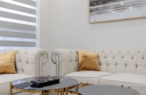 Vaughan Casa | Cozy Suite w/Office & Fast Wi-Fi by Wonderland
