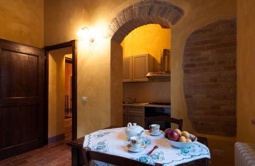 Pesaro Apartamento | Apartamento de granja, a tiro de piedra del mar: Ca 'Princivalle apt. sambuco