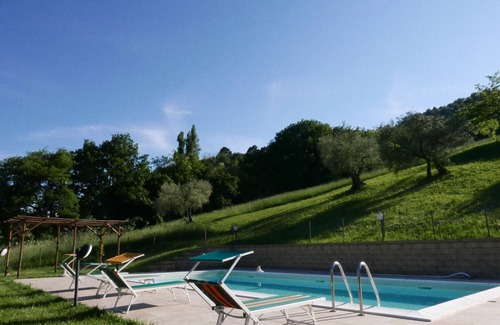 Pesaro Apartamento | Apartamento de granja, a tiro de piedra del mar: Ca 'Princivalle apt. sambuco
