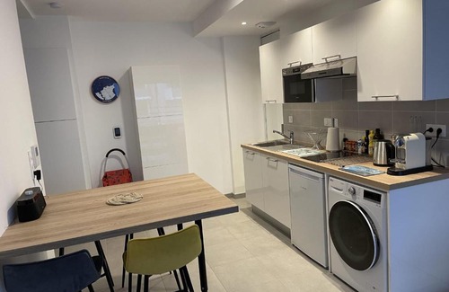 Rocabey - Alsace - Gare Apartamento | Cozy T2 with balcony near the sea