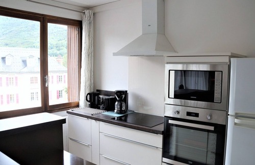 Barcelonnette Apartamento | Apartamento céntrico en Barcelonnette para 6 personas, renovado, con balcón y servicios completos