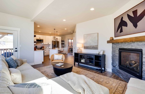 Tabernash Casa | Cozy Tabernash Home w/ Fireplace & Mountain Views