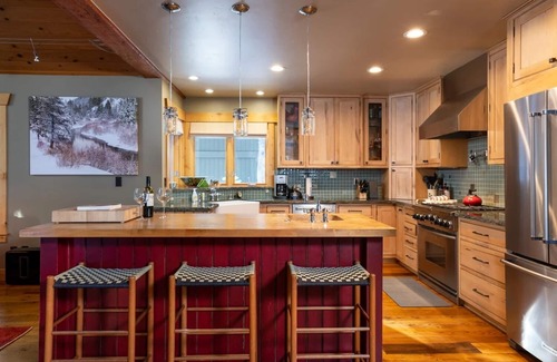 Truckee Casa | Cozy Tahoe Donner Cabin