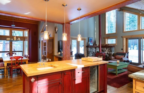Truckee Casa | Cozy Tahoe Donner Cabin