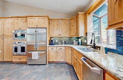 Tahoe Paradise Casa | Cozy Tahoe home near the best of South Lake w/ fireplace, WiFi, & skiing nearby