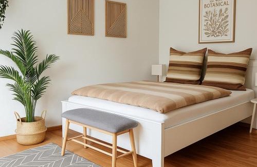 Meerbusch Apartamento | Cozy Terrace Studio near Düsseldorf Messe-Fair & Airport I 15 Min