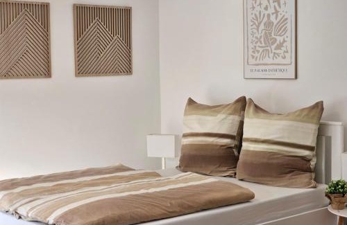 Meerbusch Apartamento | Cozy Terrace Studio near Düsseldorf Messe-Fair & Airport I 15 Min