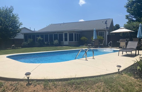 Fountain Inn Casa | Cozy three bedroom house in quiet area.