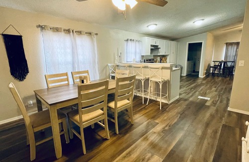 Mead Casa | "Cozy Times" less than 10 minutes from Lake Texoma and Choctaw Casino