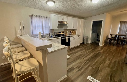 Mead Casa | "Cozy Times" less than 10 minutes from Lake Texoma and Choctaw Casino