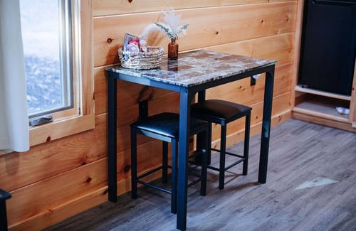 Old Fort Cabina | Cozy tiny cabin in the woods- Unit #1