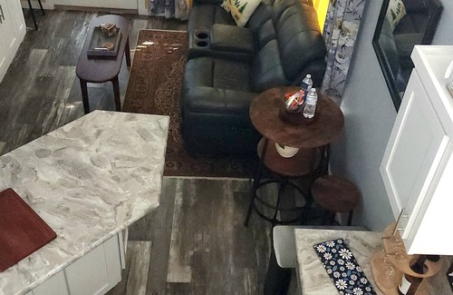 Northside Casa | Cozy Tiny Home near JAX airport and River City Marketplace