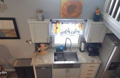 Northside Casa | Cozy Tiny Home near JAX airport and River City Marketplace