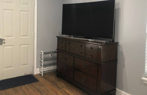 Northwest Los Angeles Heights Apartamento | Cozy Tiny house - 8 mins from Downtown of San Antonio