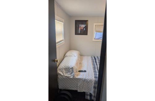 Farmington Hills Apartamento | Cozy Tiny House - 25mins From Downtown Detroit
