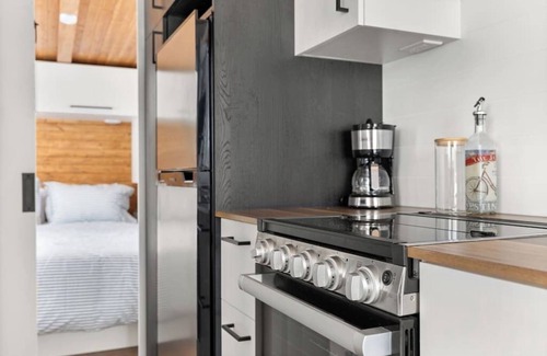 Morrisville Casa | Cozy Tiny House w/ Beautiful Stowe Mountain Views!