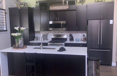 Daybreak Casa | Cozy Town home 2mins Away from Lake