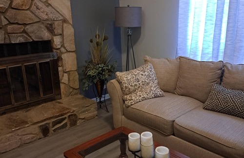 Charlotte Casa | Cozy townhome with 1 bedroom and WiFi, AC in lovely Charlotte