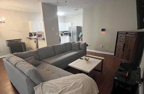 Lithonia Casa | Cozy Townhome with Executive Suite