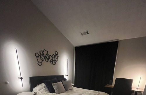 Lithonia Casa | Cozy Townhome with Executive Suite
