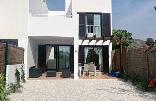 Playa Macenas Casa | Cozy townhouse in Macenas