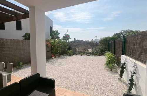 Playa Macenas Casa | Cozy townhouse in Macenas