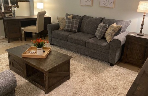 Sikeston Casa | Cozy townhouse minutes from Historic Downtown Sikeston