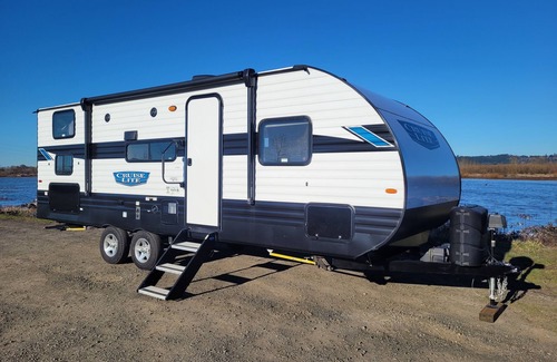 Sunnyslope Casa | Cozy travel trailer with AC in charming South Salem