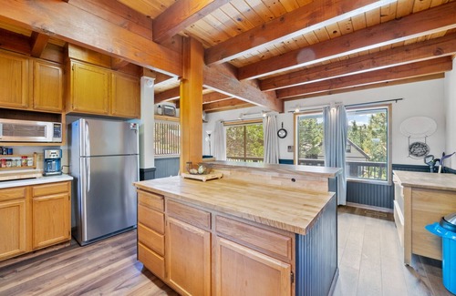 Truckee Chalet De Esquí | Cozy Truckee Ski Chalet with Awesome Views for 2023-24 Ski Lease