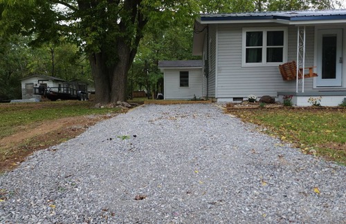 Mountain View Cabaña | Cozy unique cottage home. Ready for you to enjoy all the Ozark Mountains offers.