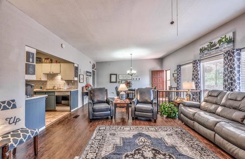 Alto Condominio | Cozy Up Haus | Serene, Large Balcony, Game Room